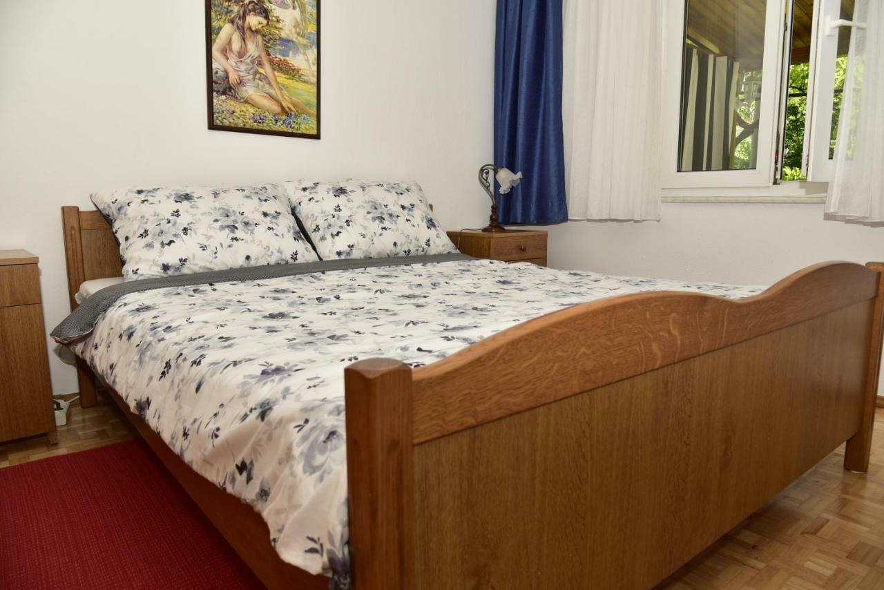 Apartment Blumen Oase Malinska Extérieur photo