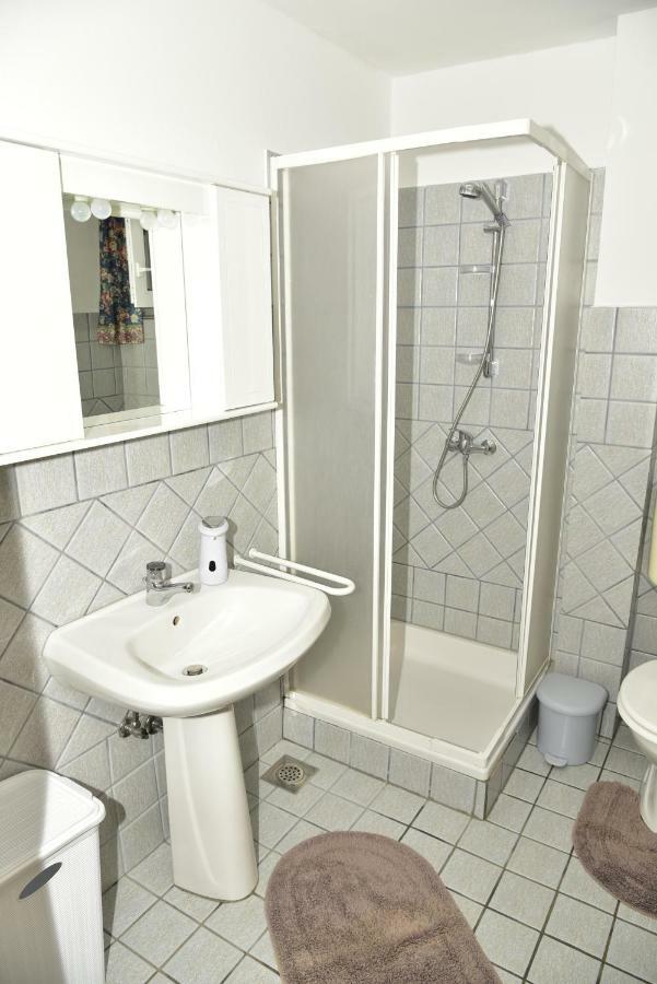 Apartment Blumen Oase Malinska Extérieur photo