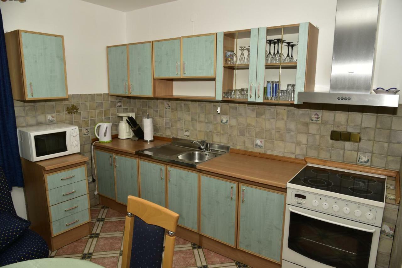 Apartment Blumen Oase Malinska Extérieur photo